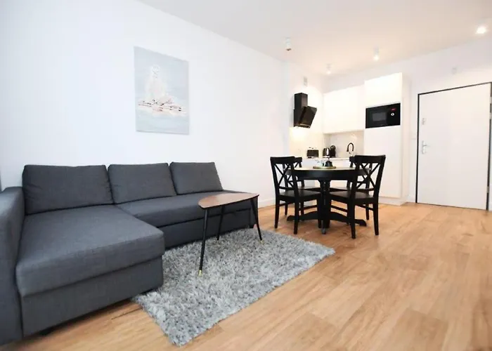 Monika Osiedle Sunset 그르지보보